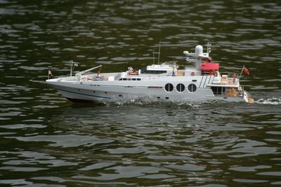Model Boats Magazine - Super Yacht